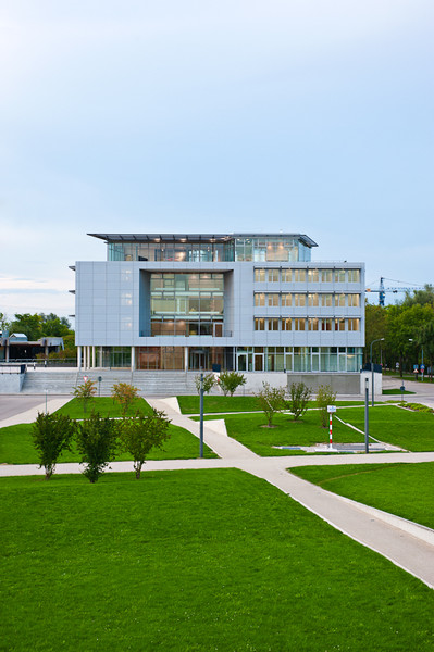 TUM-IAS Building exterior